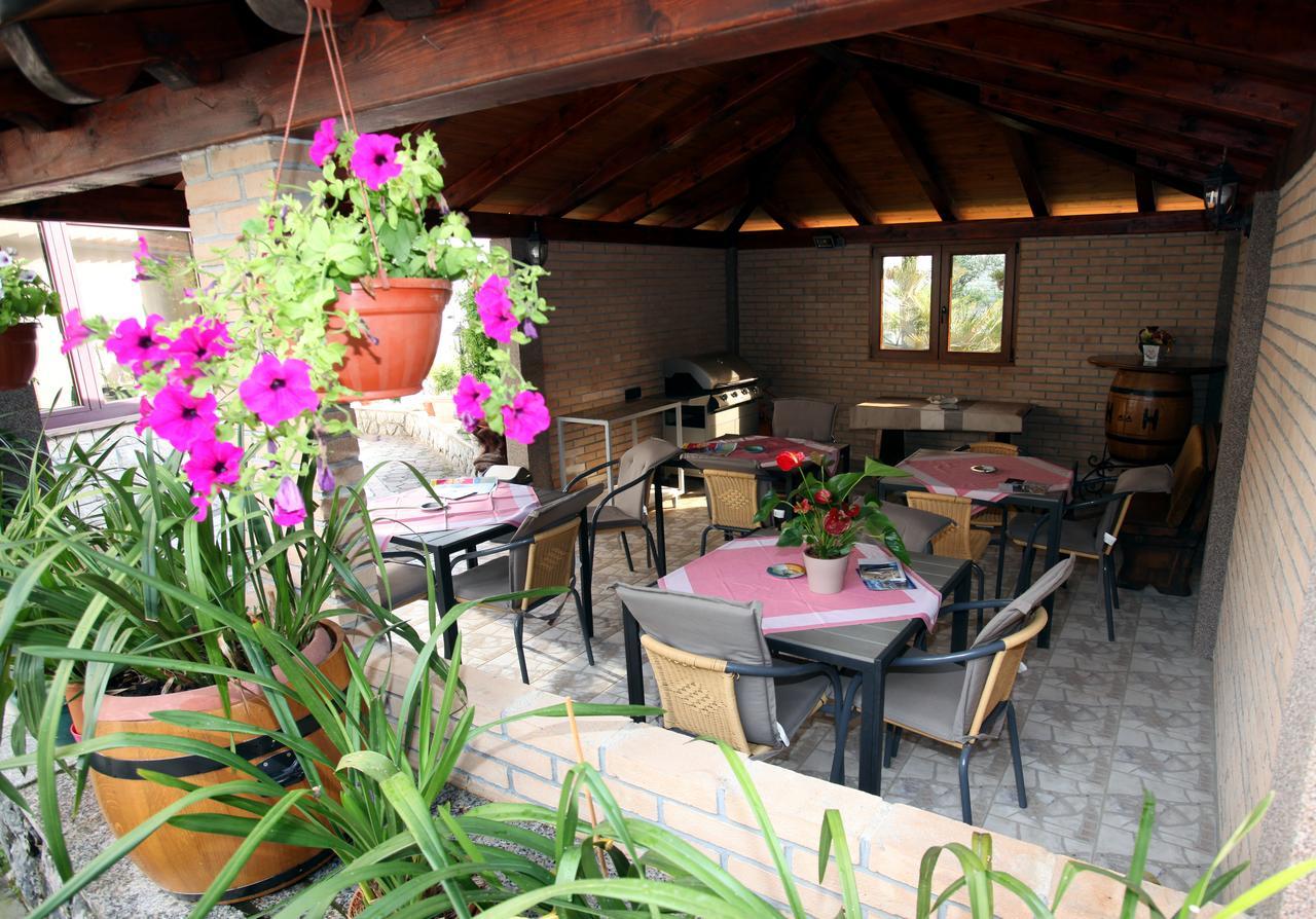 Rooms Marija Rijeka Exterior photo